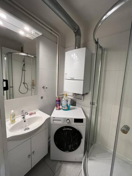 *Luxurious And Spacious Family Apartment* เวียนนา ภายนอก รูปภาพ